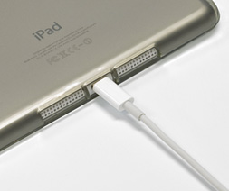 「iPad Lightning 用 達人カメラリーダー」世界初！UDMA7 CFカード正式対応 Lightning端子搭載iPad＆iPad mini用カードリーダー