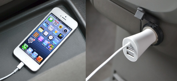 iPadiPhone Ή Lightning+2USB J[`[W[
